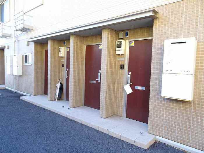 17/19 エントランス