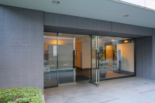 2/4 エントランス