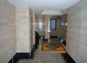 16/16 エントランス