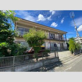 13/14 エントランス