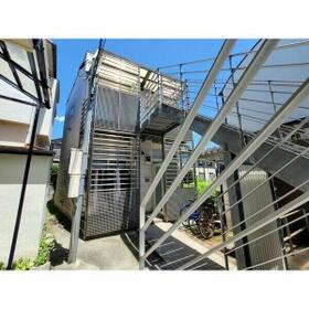 15/15 エントランス