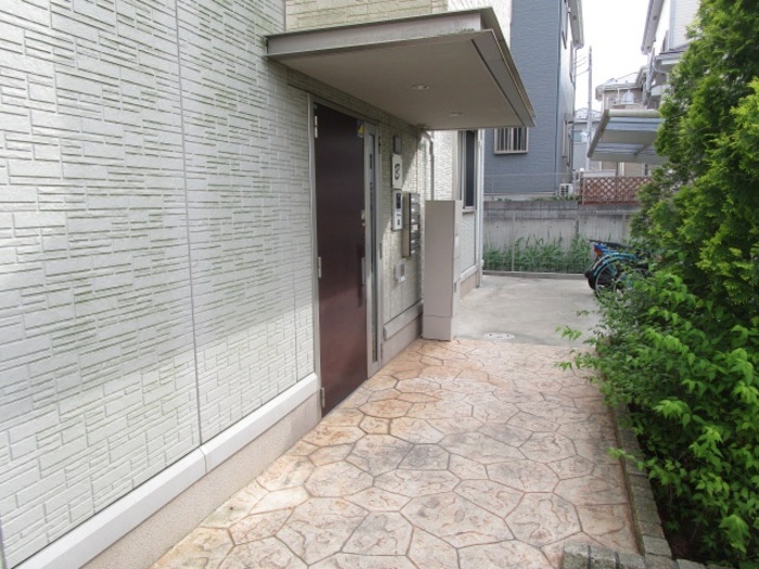 19/25 エントランス