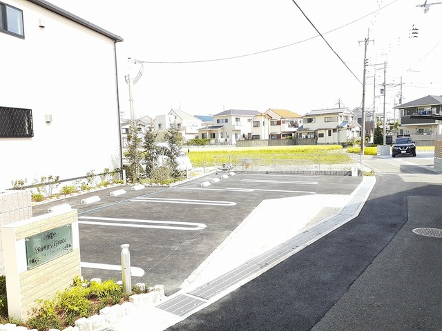 14/20 駐車場