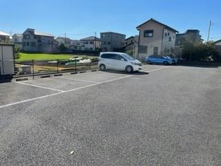 14/20 駐車場