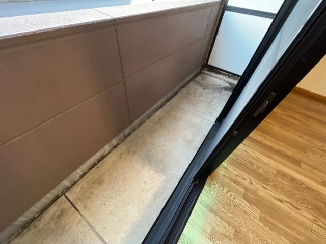 20/30 バルコニー