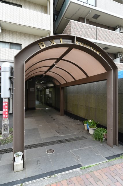 22/26 エントランス