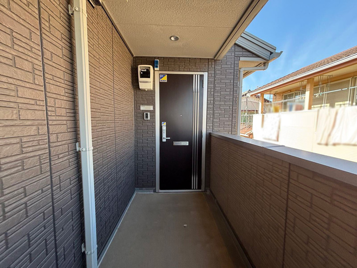 19/23 エントランス