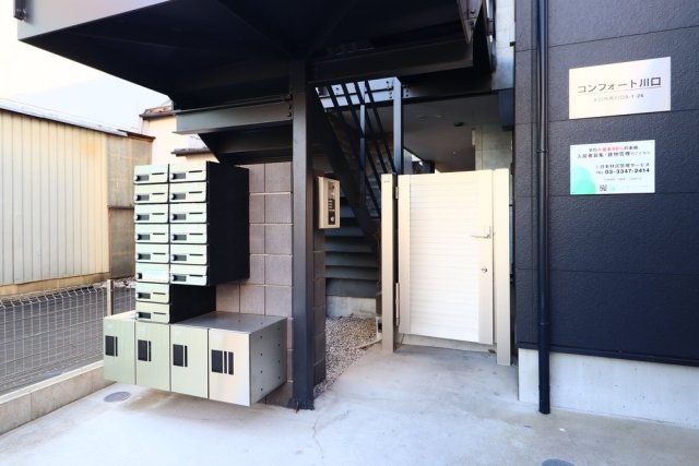 3/4 エントランス