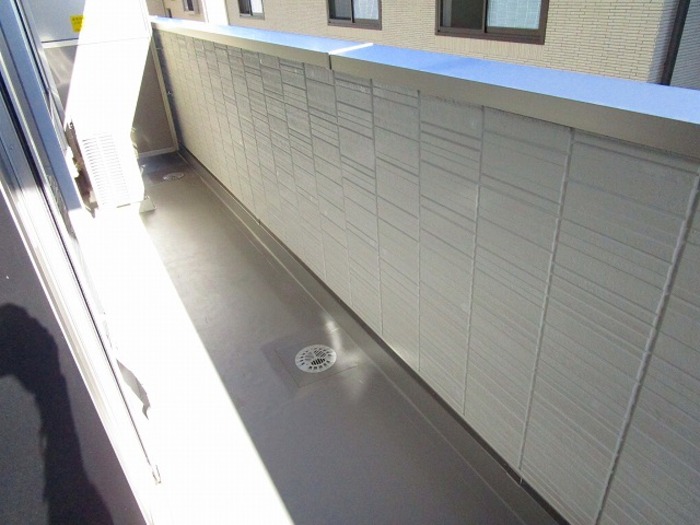 17/20 バルコニー