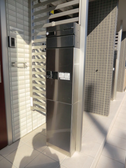 18/30 エントランス