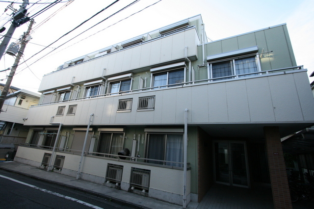 13/15 エントランス