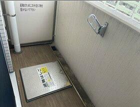 13/16 バルコニー