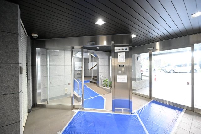 20/22 エントランス