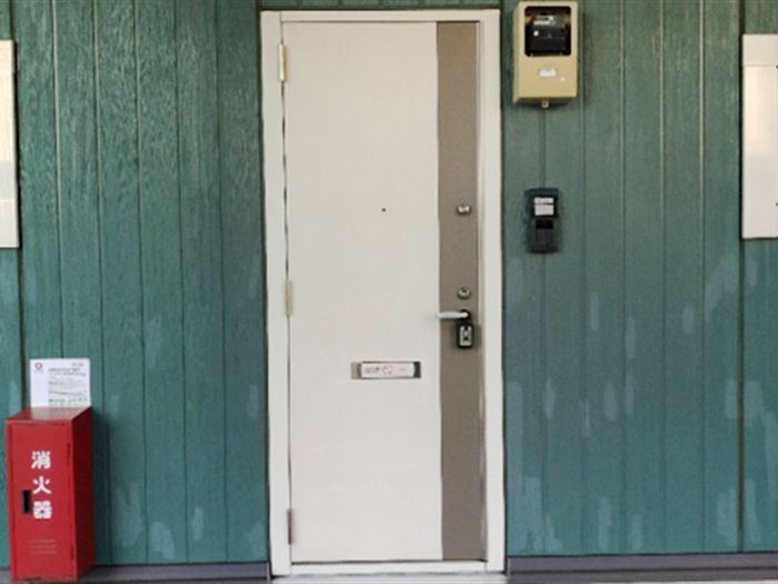 15/22 エントランス