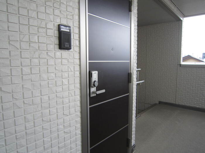 17/23 エントランス