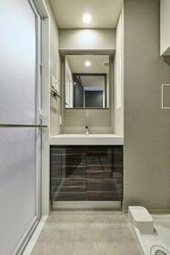 15/15 エントランス