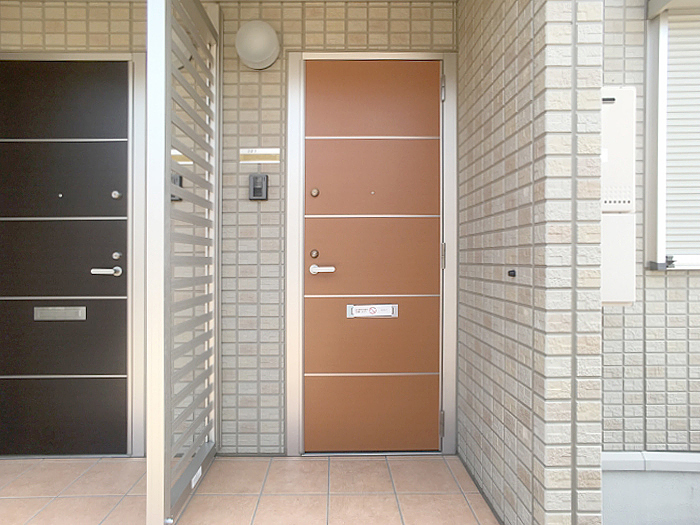 19/26 エントランス