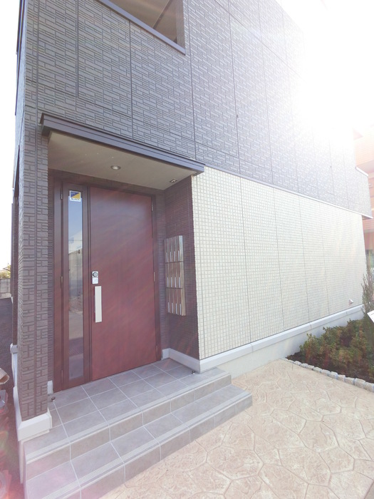 17/22 エントランス