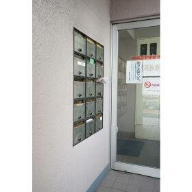 5/5 エントランス