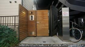 2/10 エントランス