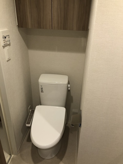 22/30 トイレ
