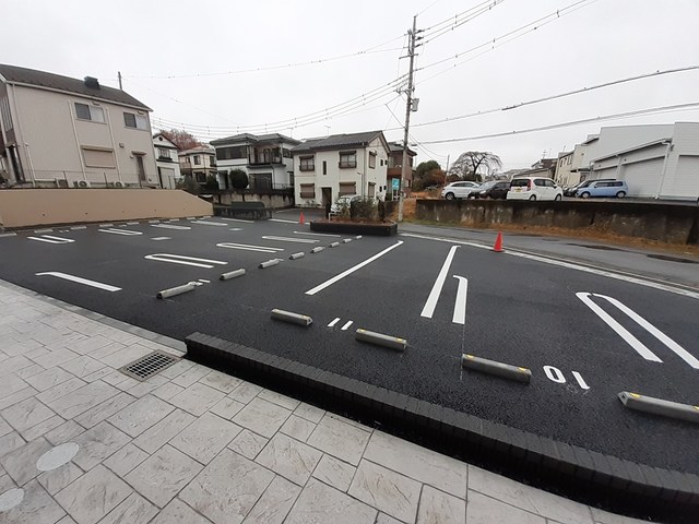 14/20 駐車場