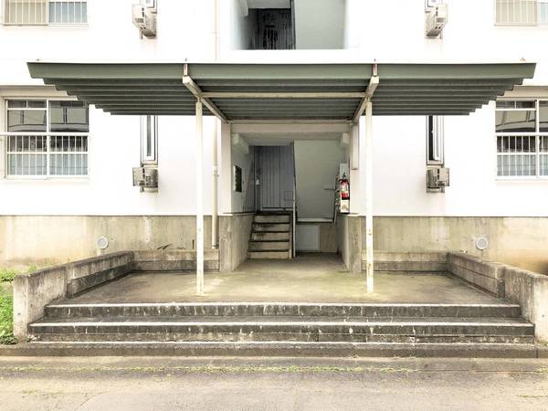 15/25 エントランス