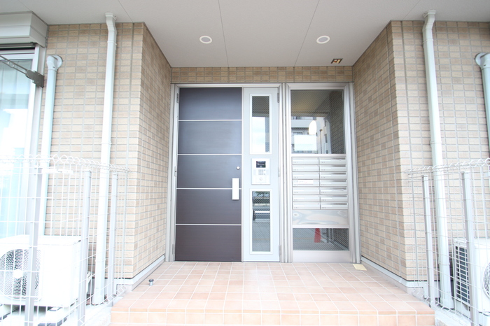 2/2 エントランス