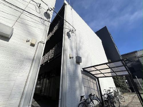 14/19 エントランス