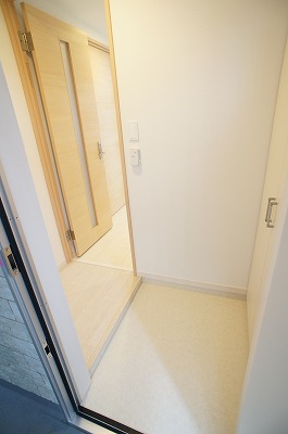 7/12 玄関