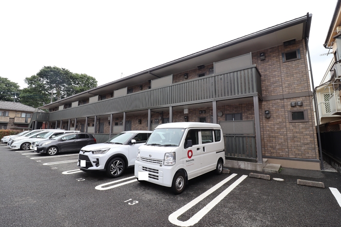 13/13 駐車場