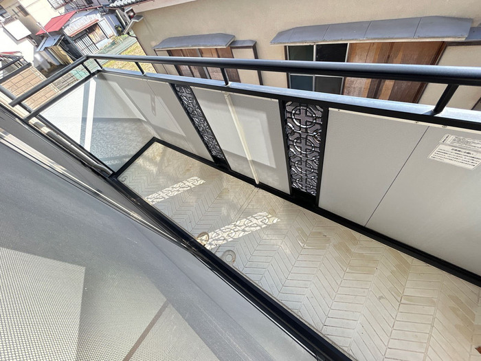 19/23 バルコニー