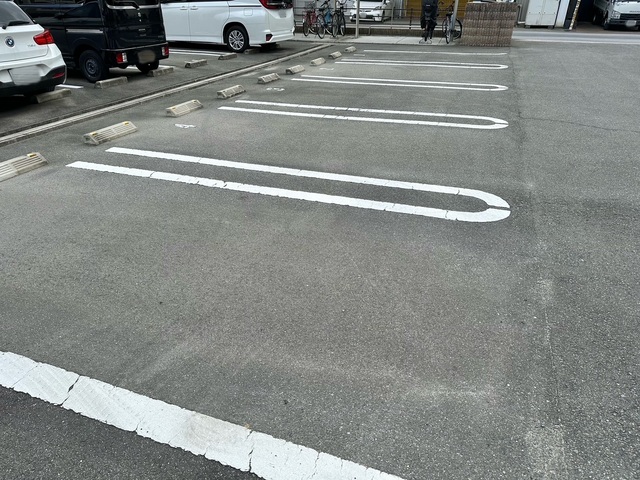 14/20 駐車場