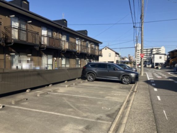 19/26 駐車場
