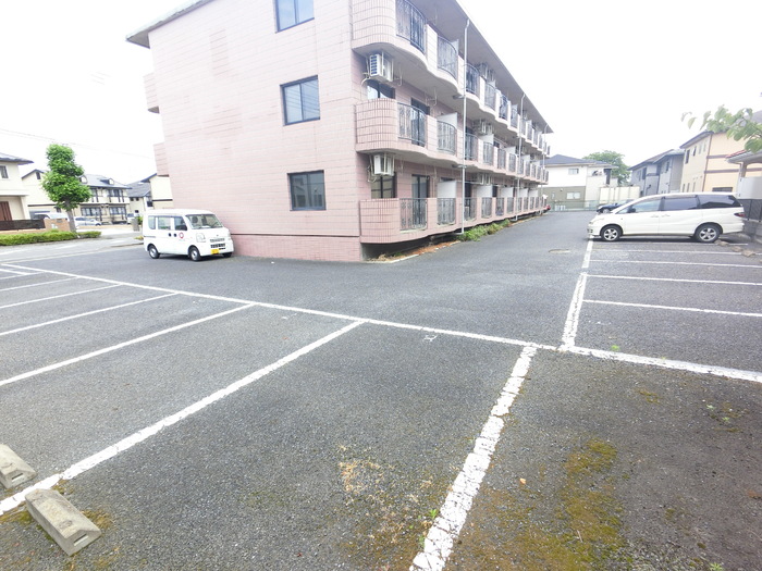 20/21 駐車場