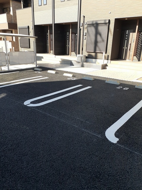 18/30 駐車場