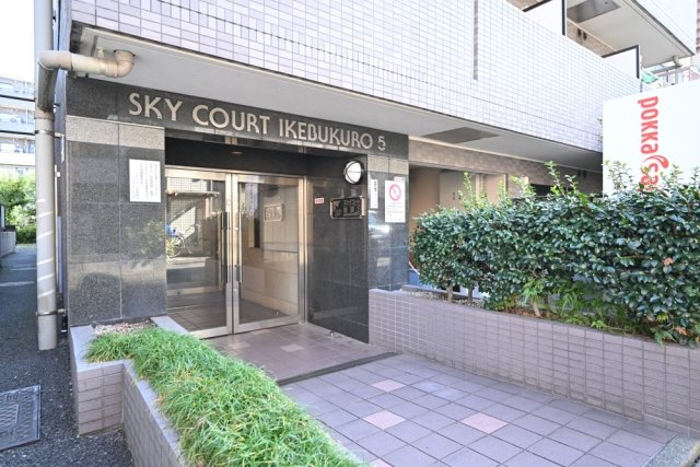 14/16 エントランス