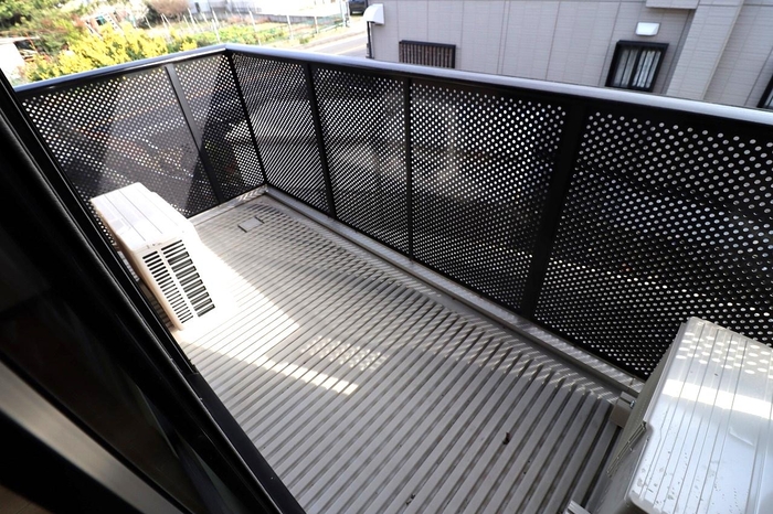 13/16 バルコニー