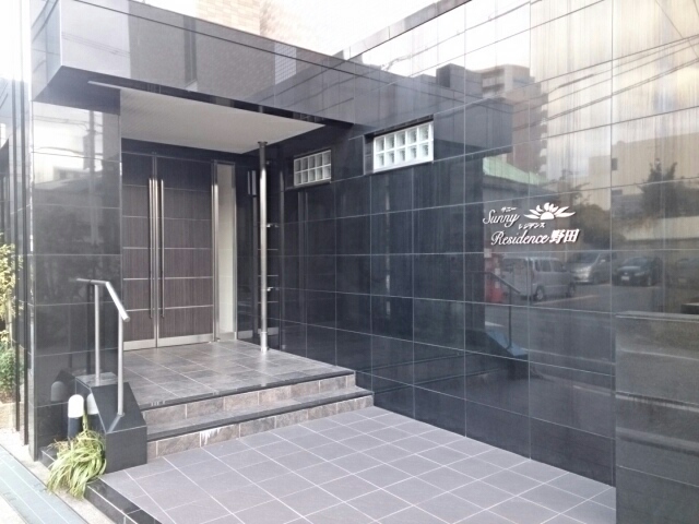 14/20 エントランス