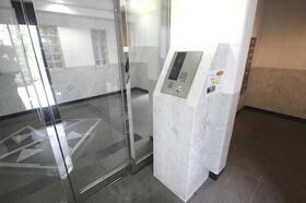 3/3 エントランス