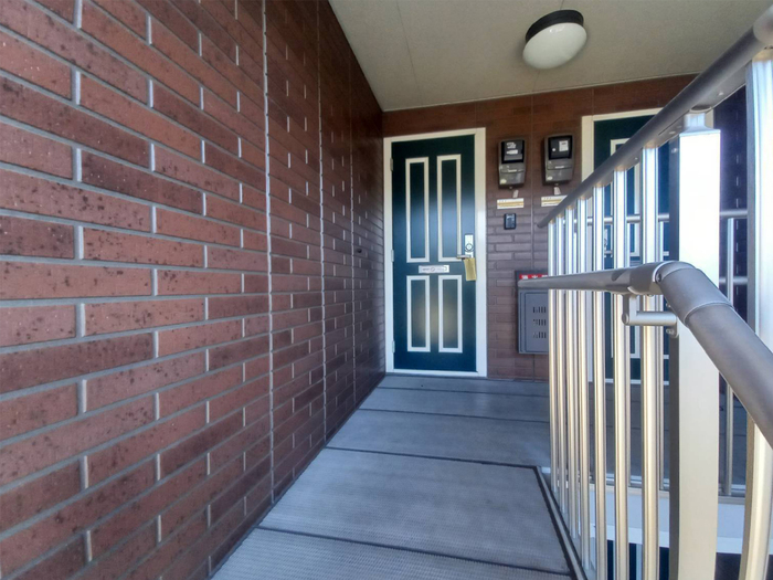 17/19 エントランス