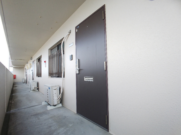 17/23 エントランス