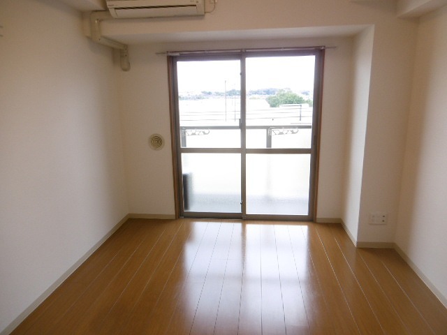 4/16 リビング/ダイニング