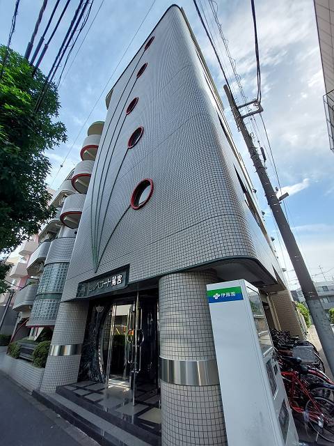 セルベコート鷺宮の外観