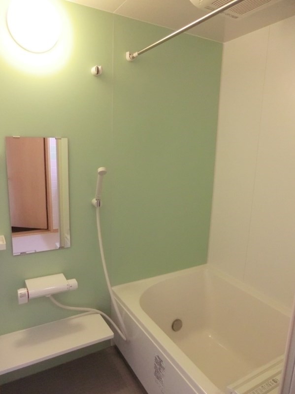 8/16 浴室
