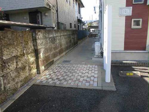 13/21 エントランス