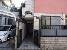 3/3 エントランス