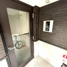 17/21 エントランス