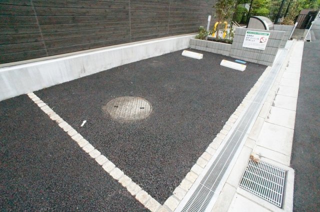 20/23 駐車場
