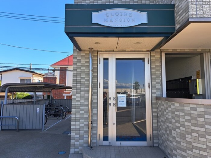 16/21 エントランス